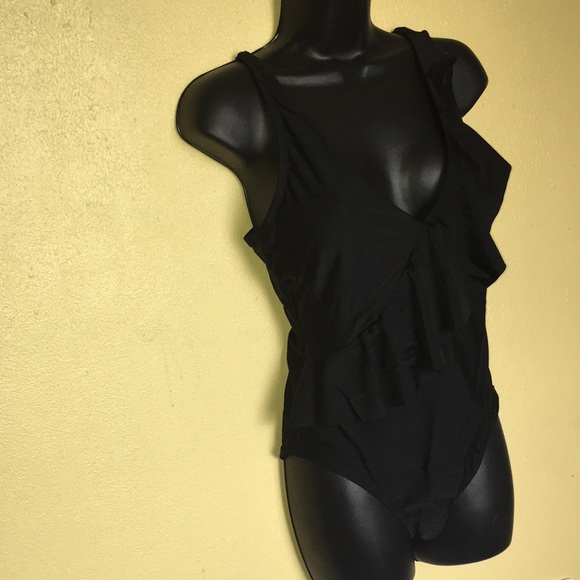 NWT Kona Sol swim black one piece size M. - Picture 5 of 16